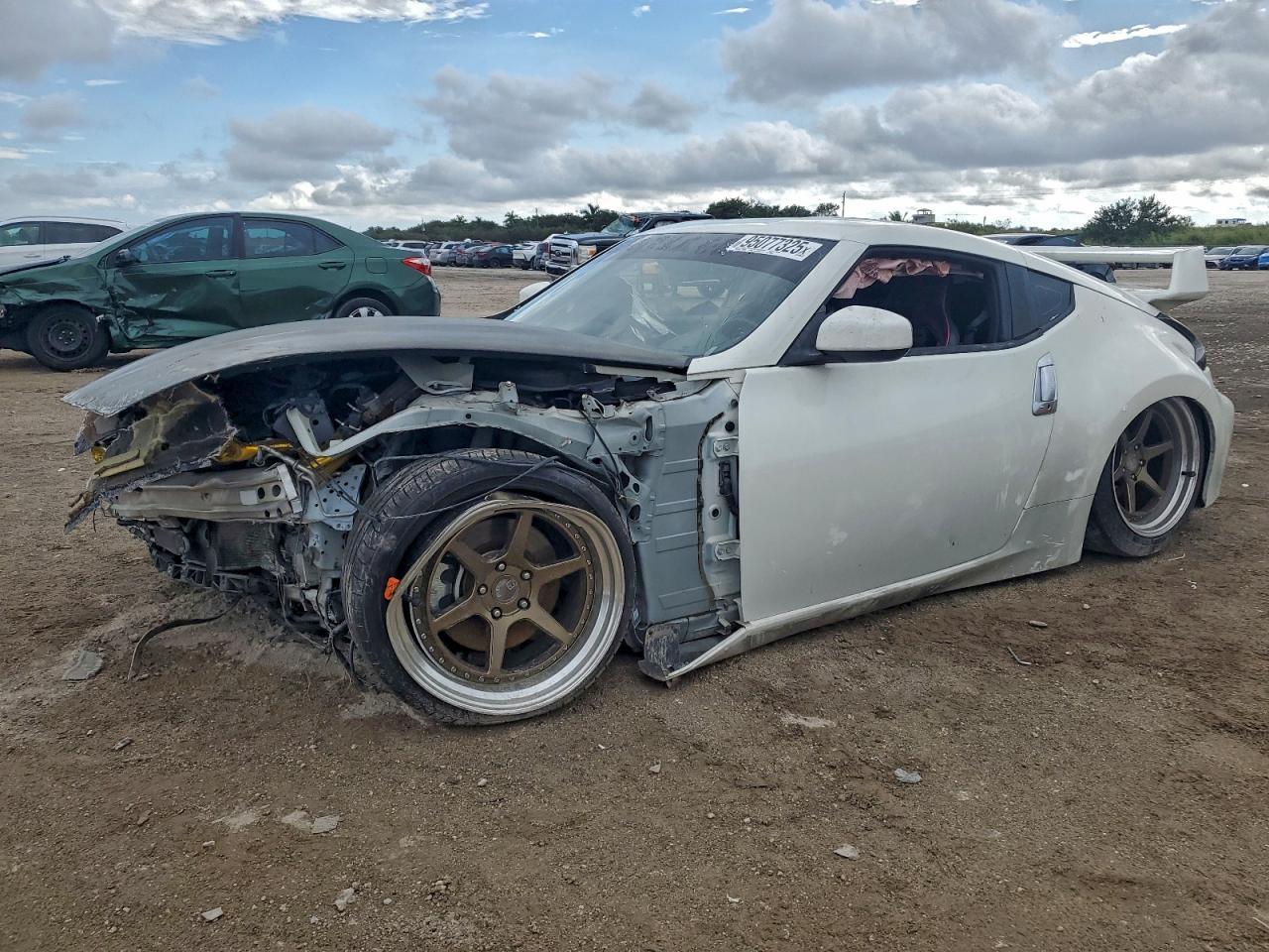 2017 NISSAN 370Z