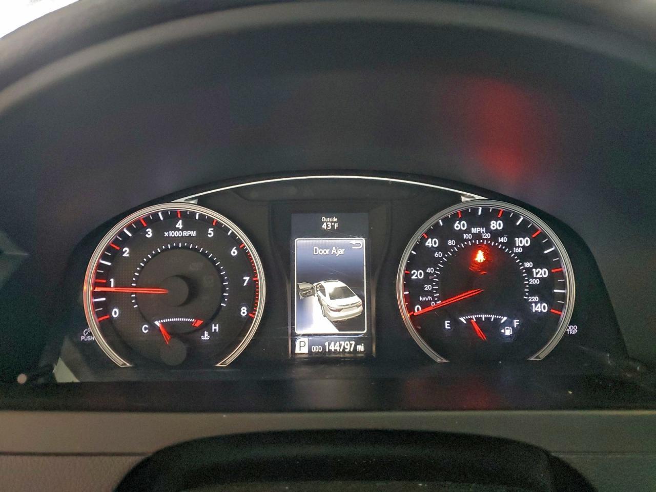 2017 TOYOTA CAMRY