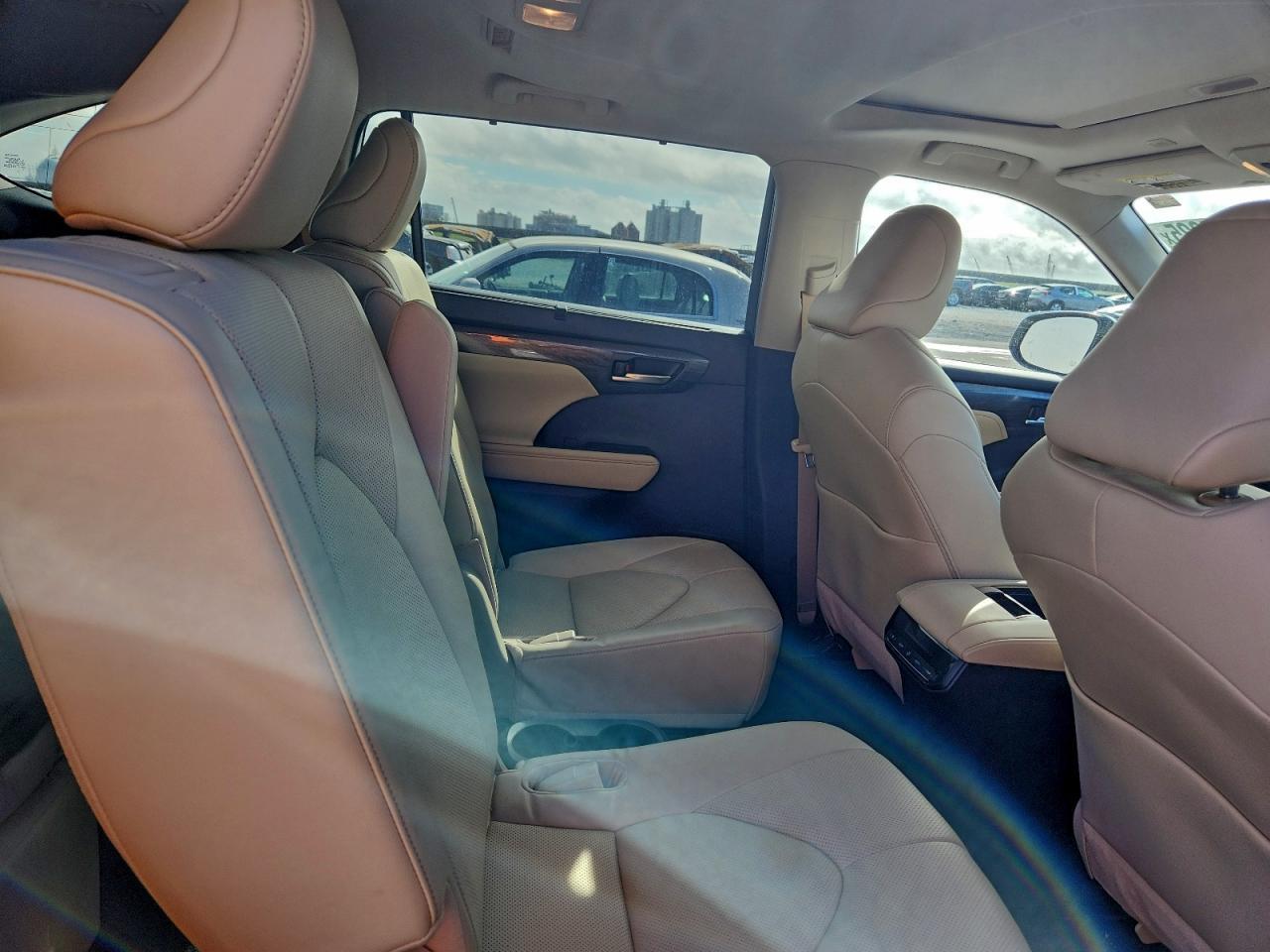 2023 TOYOTA HIGHLANDER