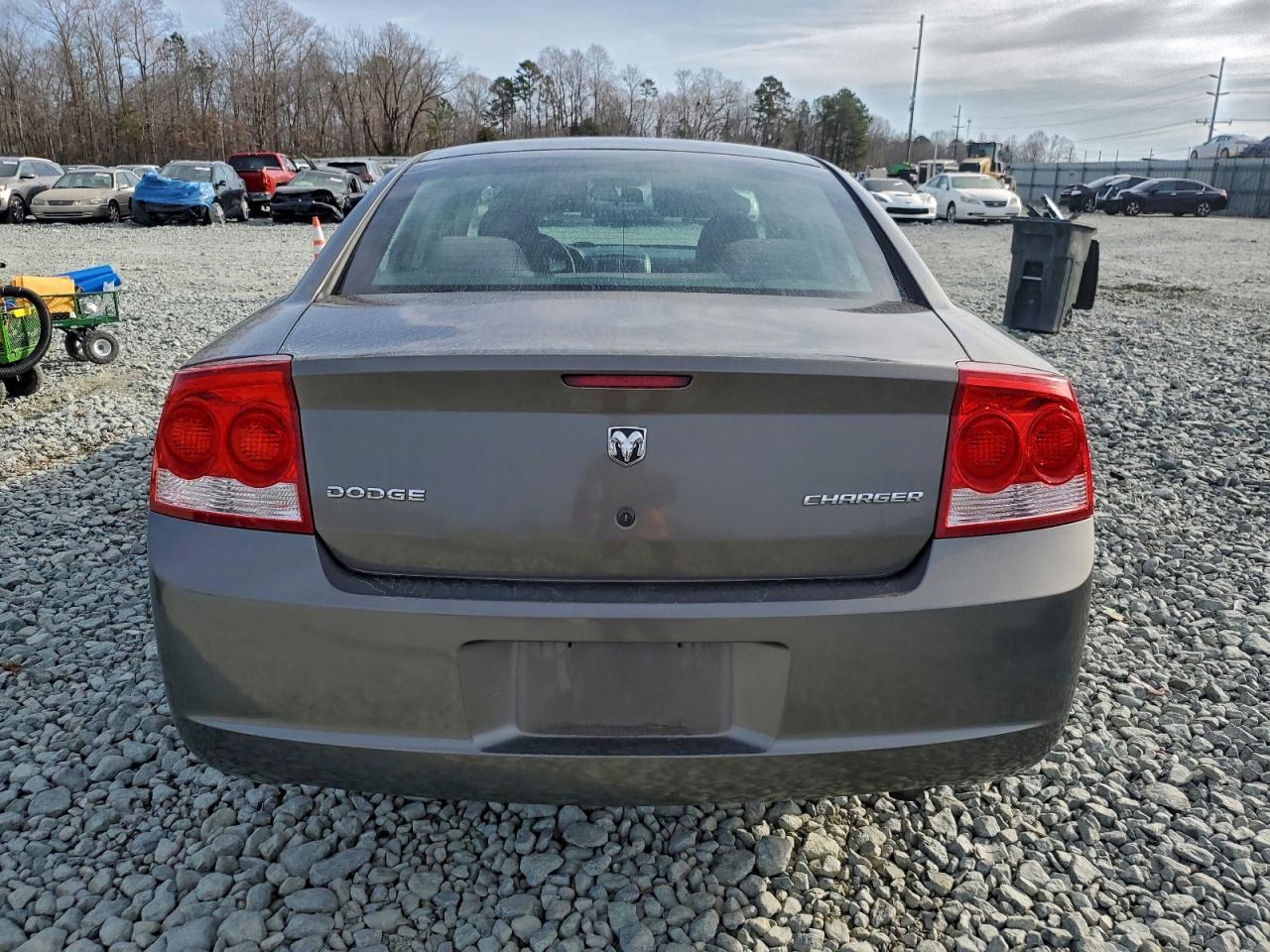 2010 DODGE CHARGER