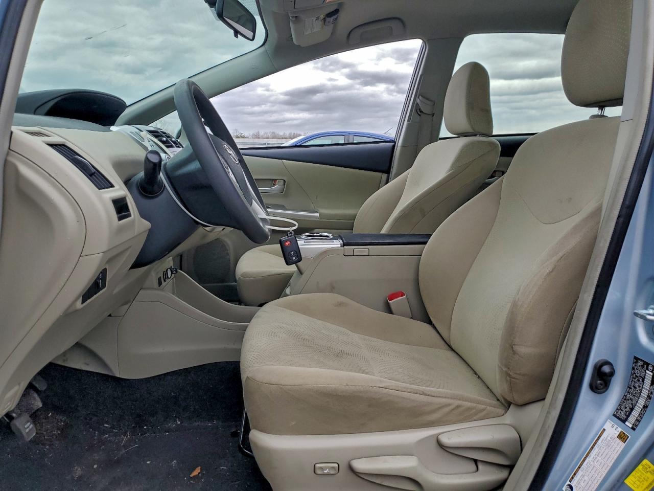 2012 TOYOTA PRIUS V