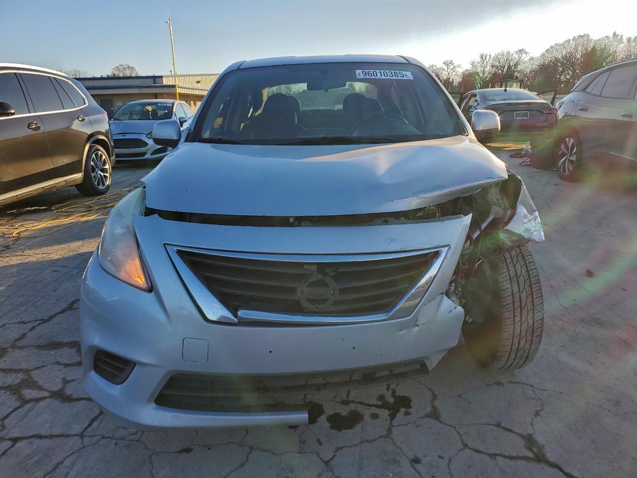 2014 NISSAN VERSA