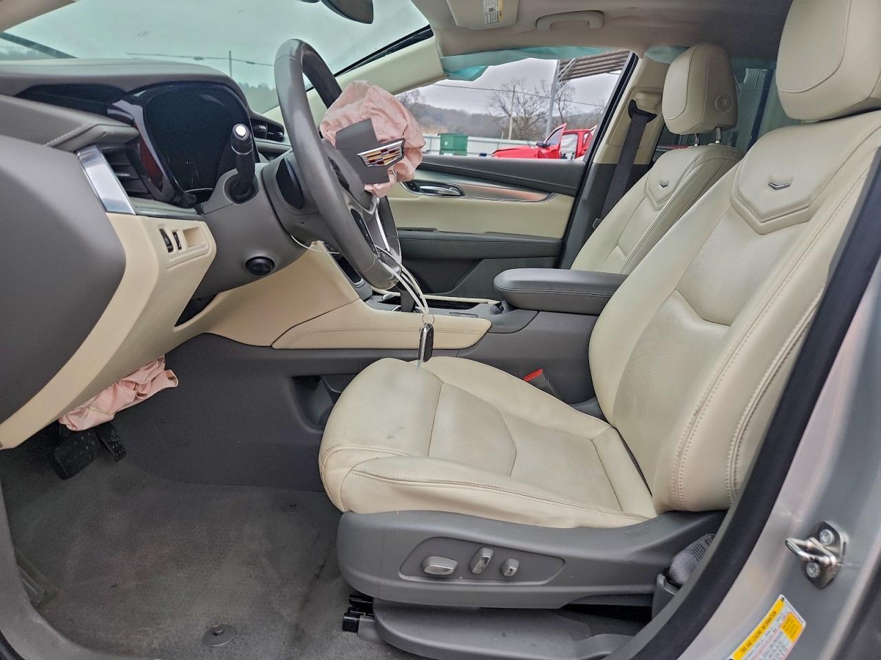 2018 CADILLAC XT5