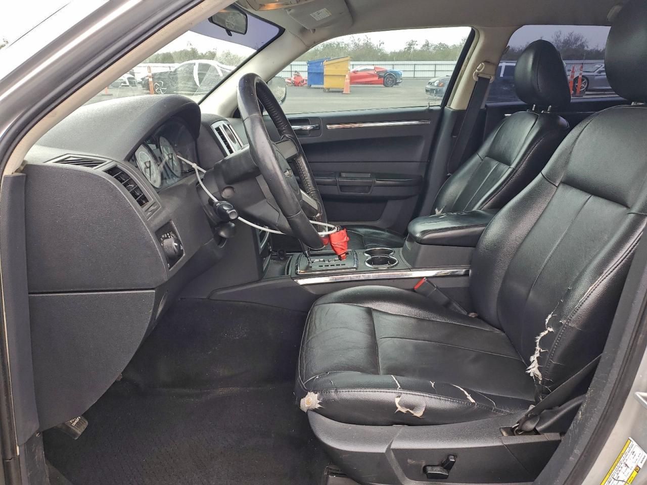 2009 CHRYSLER 300