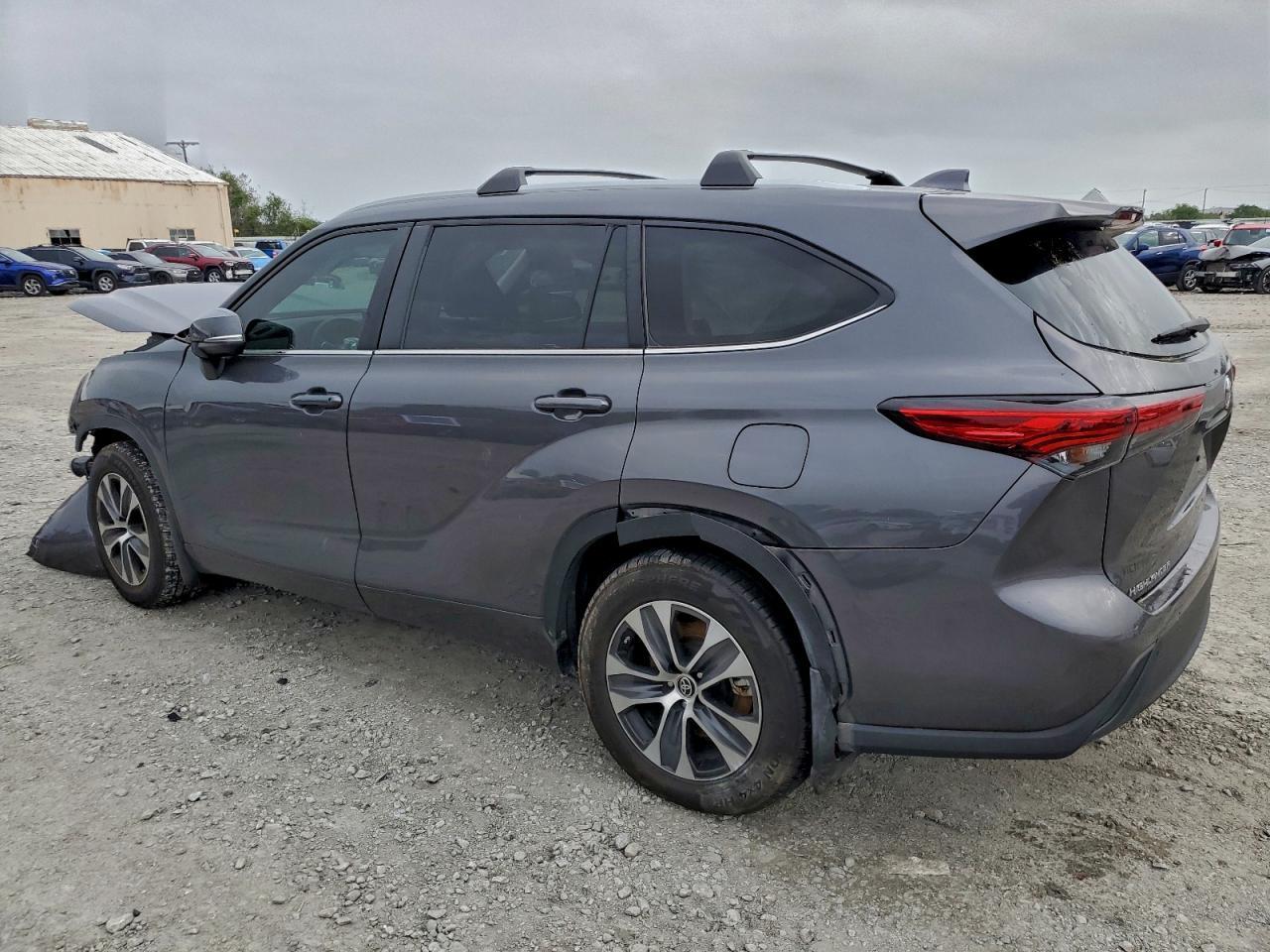 2023 TOYOTA HIGHLANDER