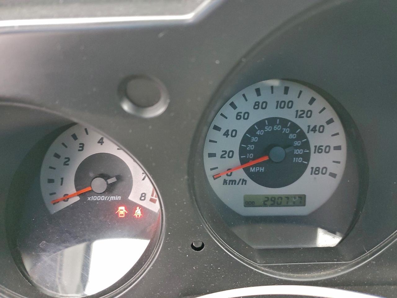 2004 NISSAN Xterra