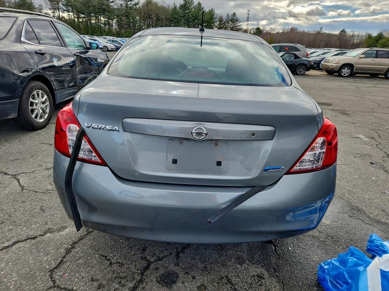 2014 NISSAN VERSA