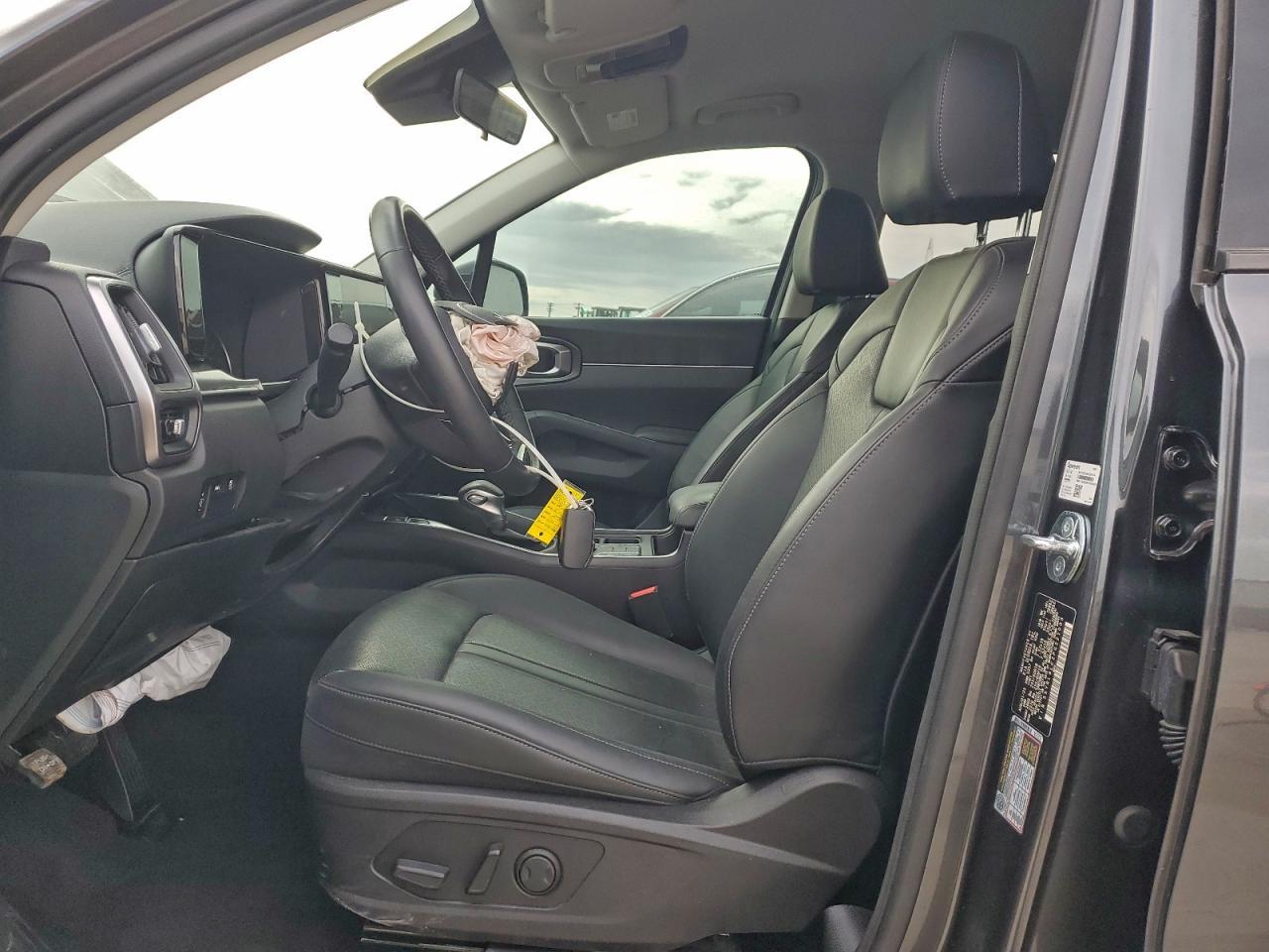2023 KIA SORENTO