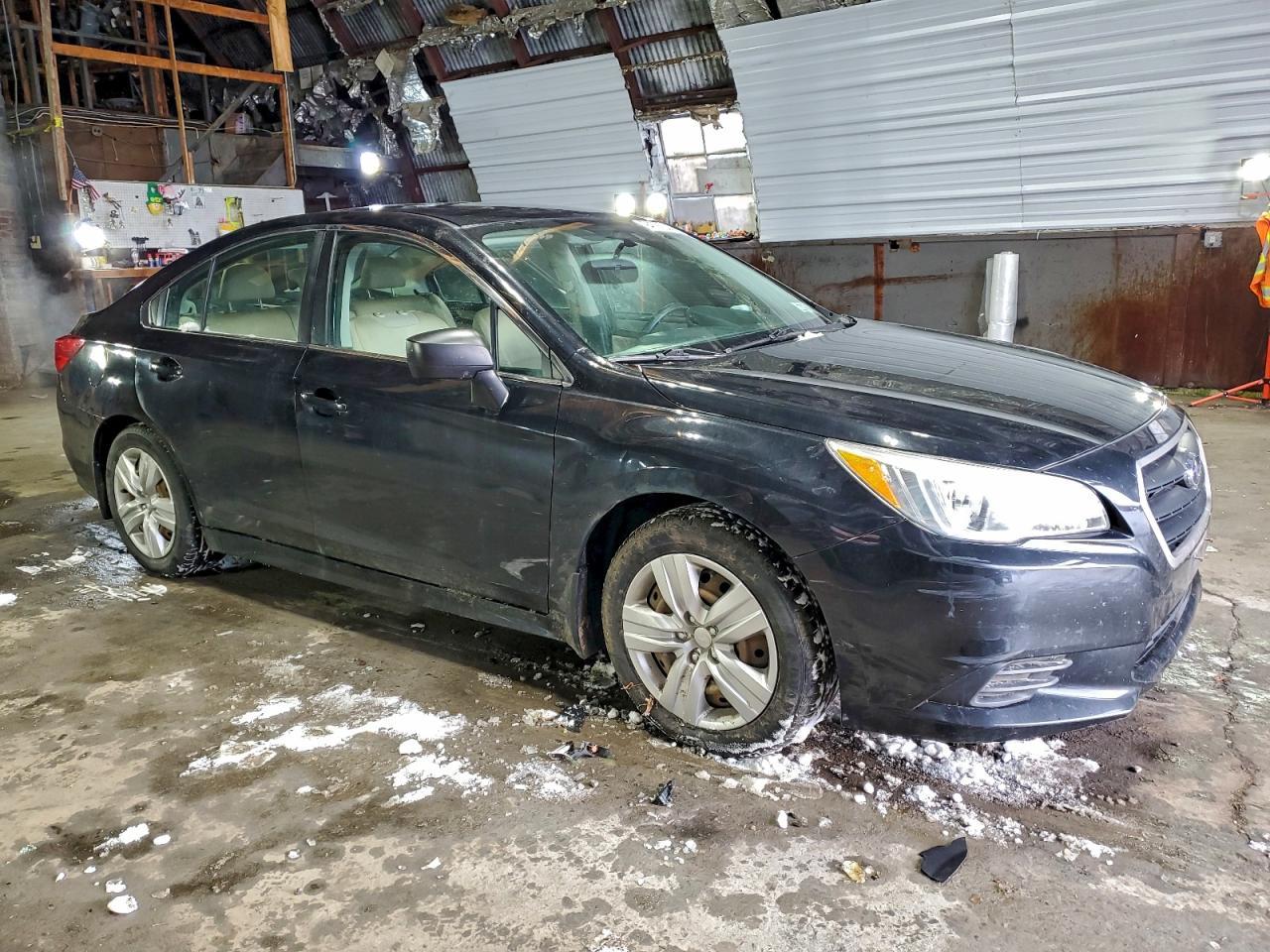 2017 SUBARU Legacy
