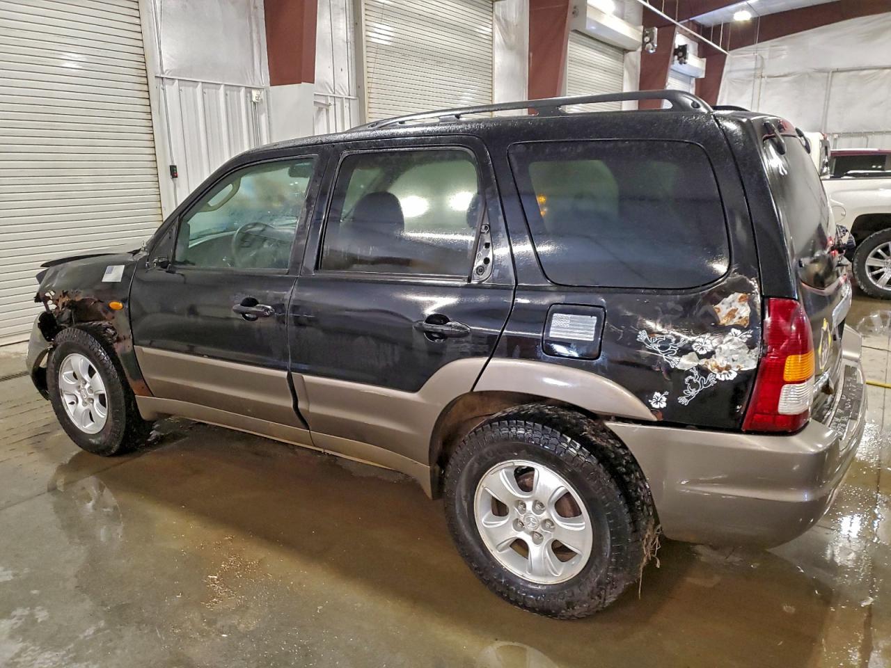 2004 MAZDA Tribute