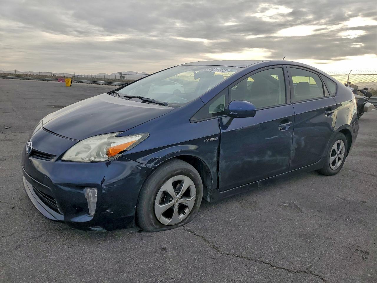 2013 TOYOTA PRIUS