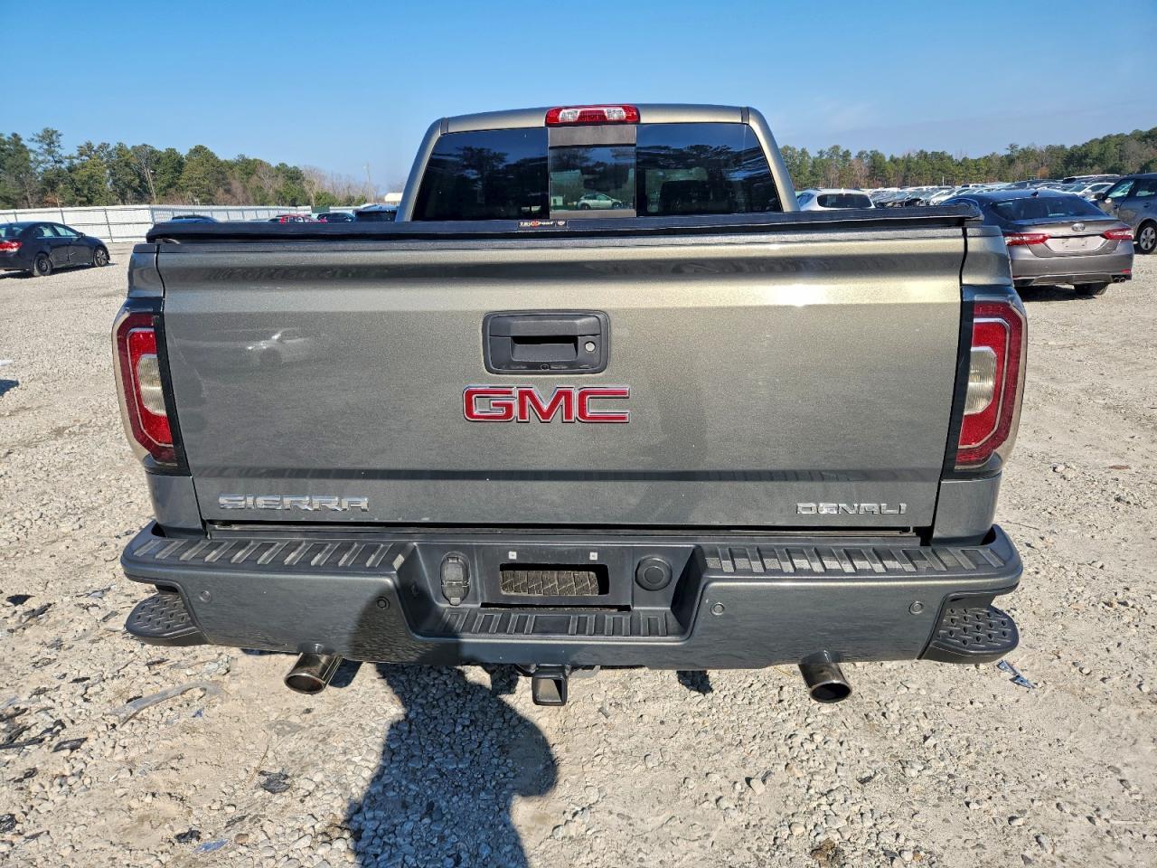 2017 GMC Sierra