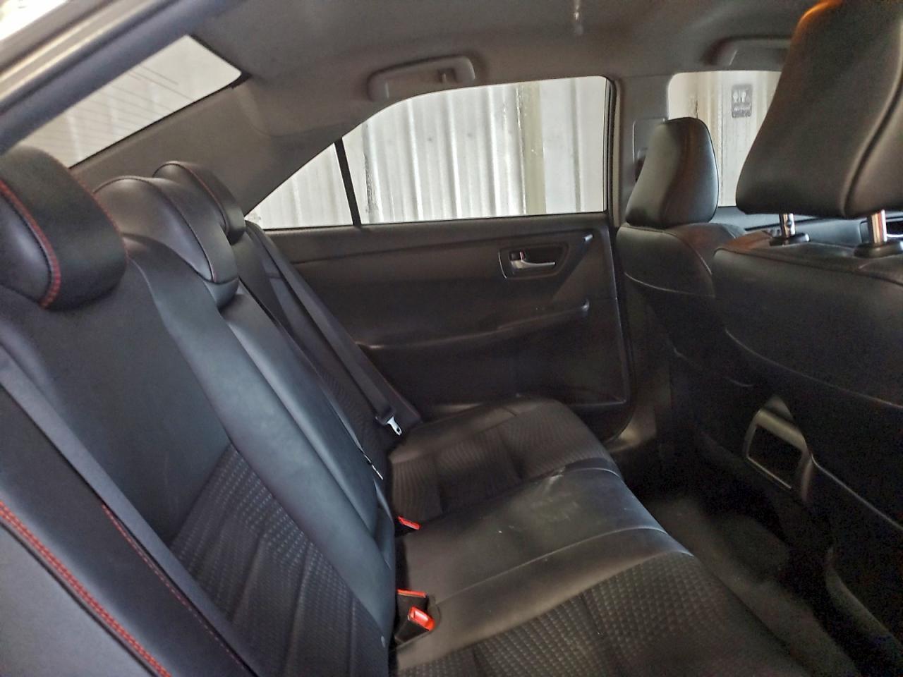 2015 TOYOTA CAMRY