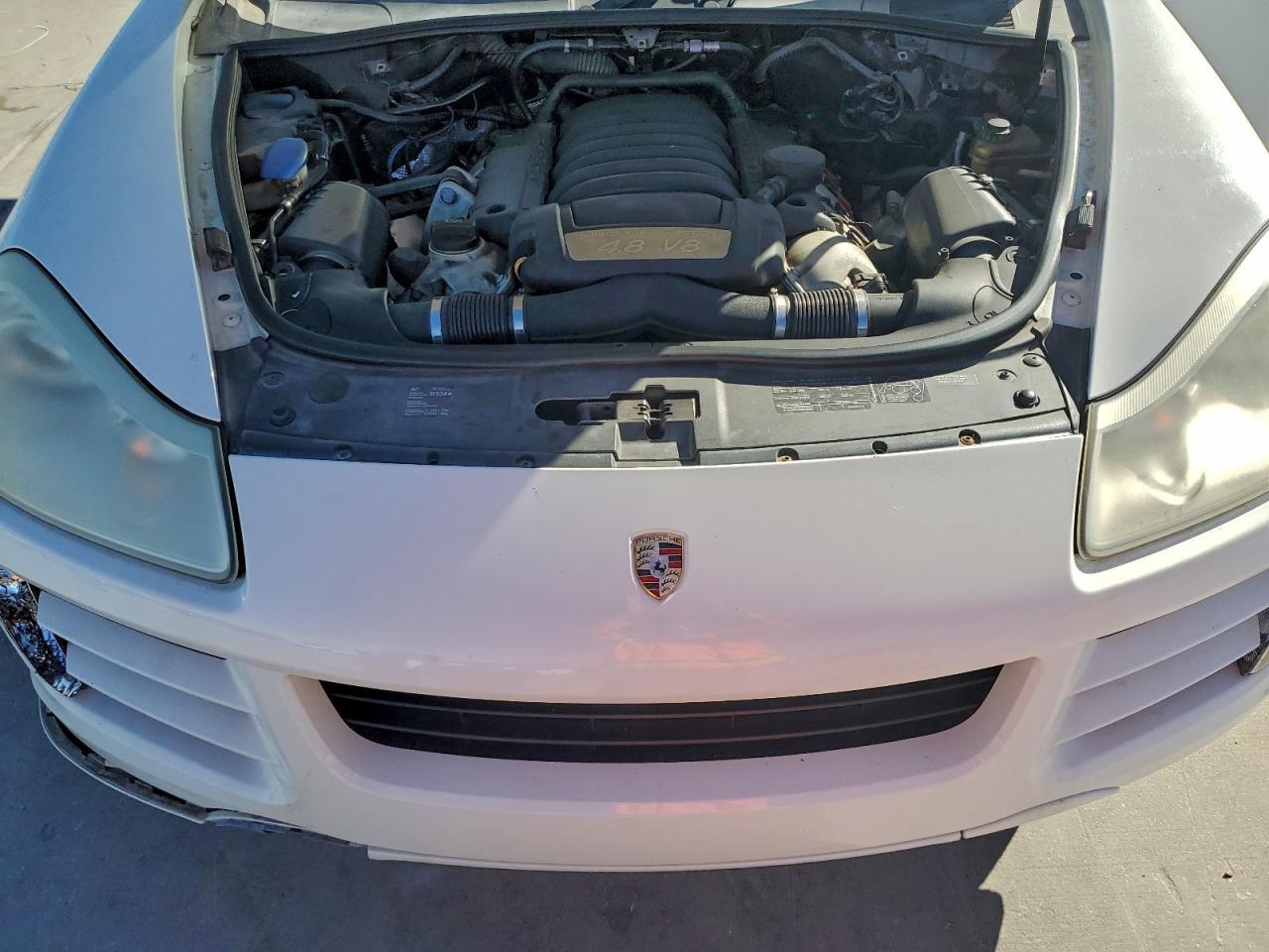 2010 PORSCHE CAYENNE