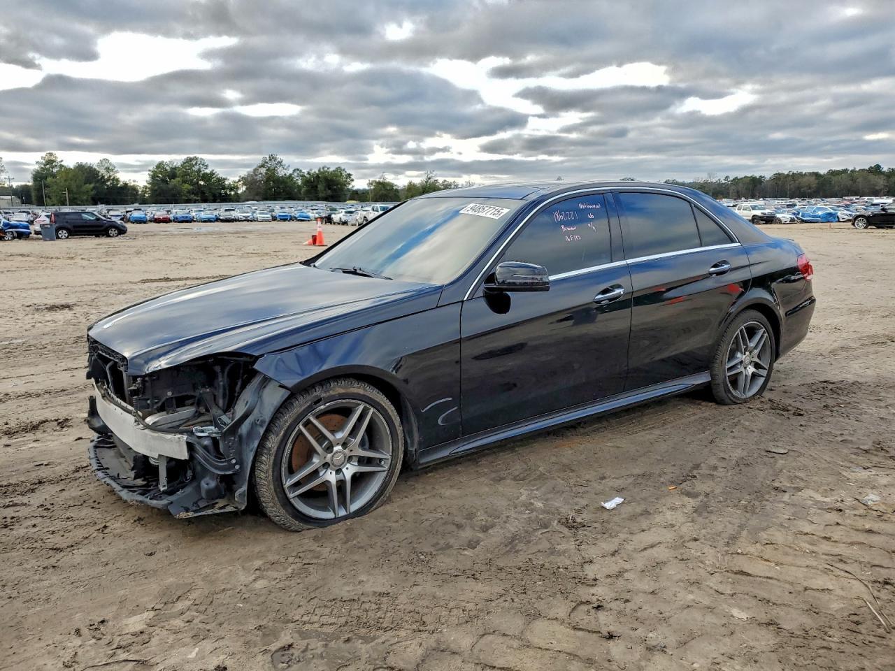 2016 MERCEDES-BENZ E-Class