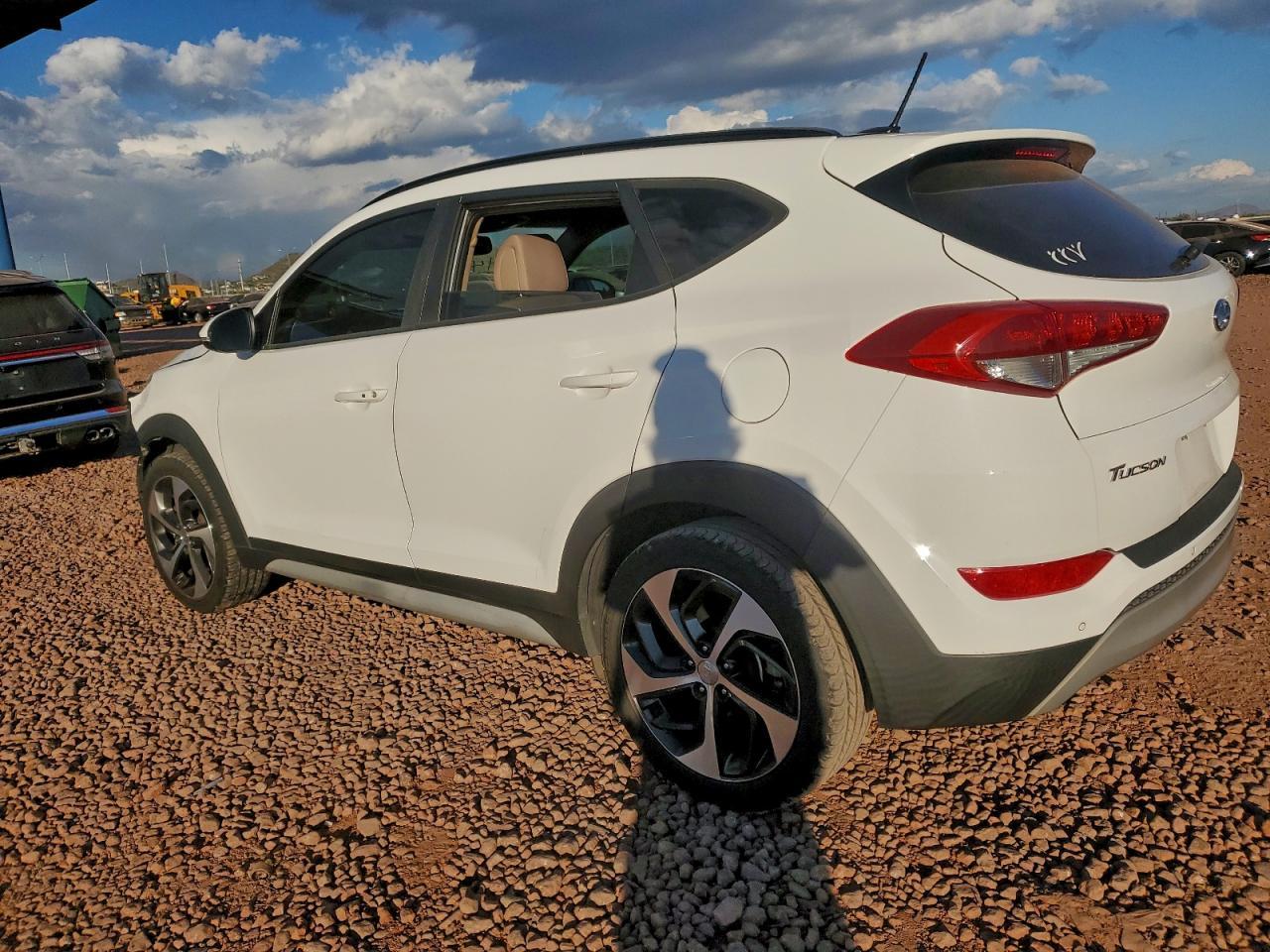 2017 HYUNDAI TUCSON