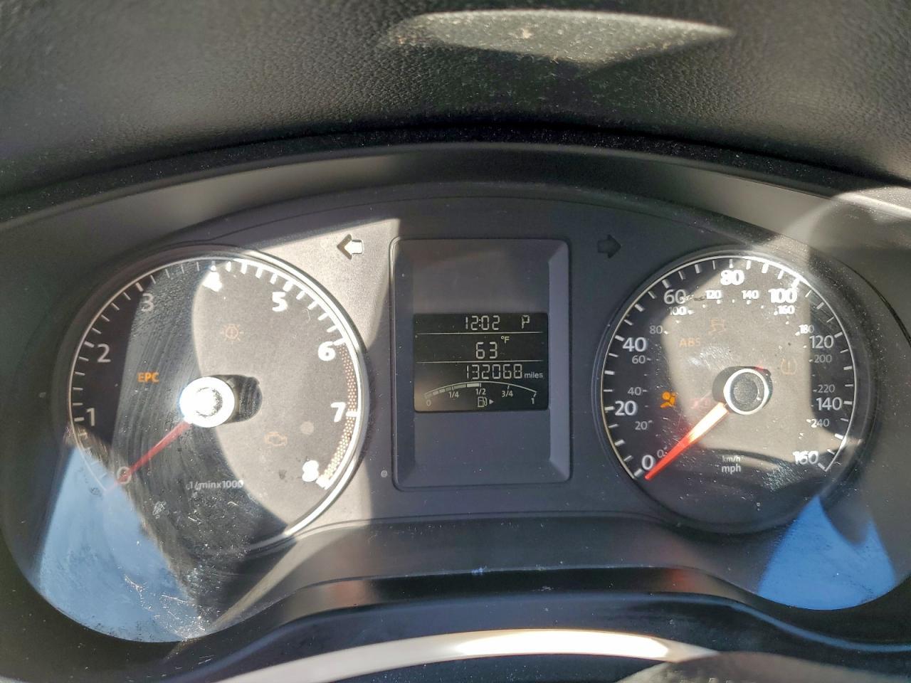 2011 VOLKSWAGEN JETTA