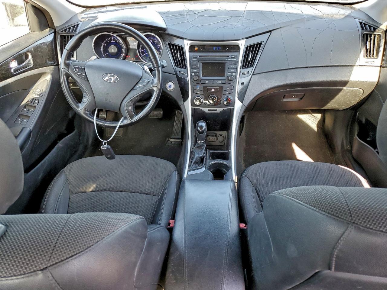 2014 HYUNDAI SONATA