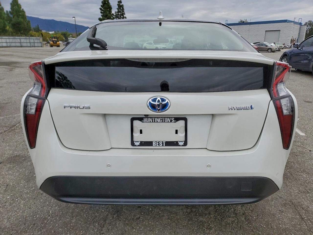 2018 TOYOTA PRIUS