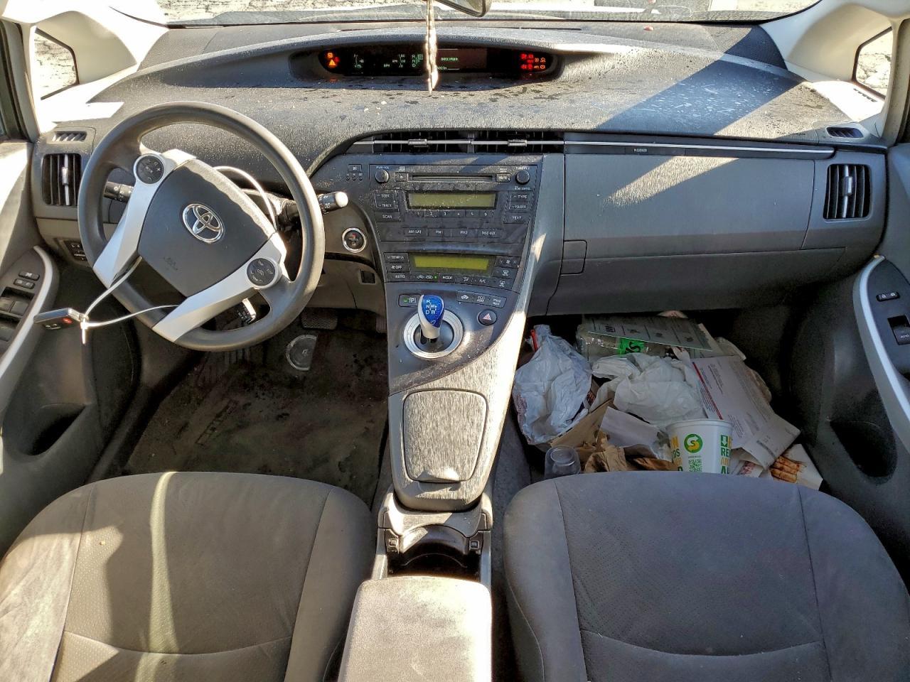 2011 TOYOTA PRIUS
