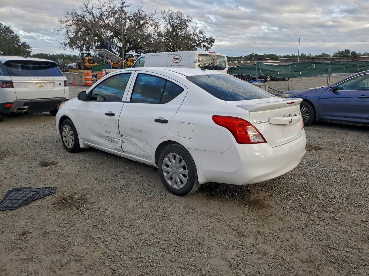 2014 NISSAN VERSA