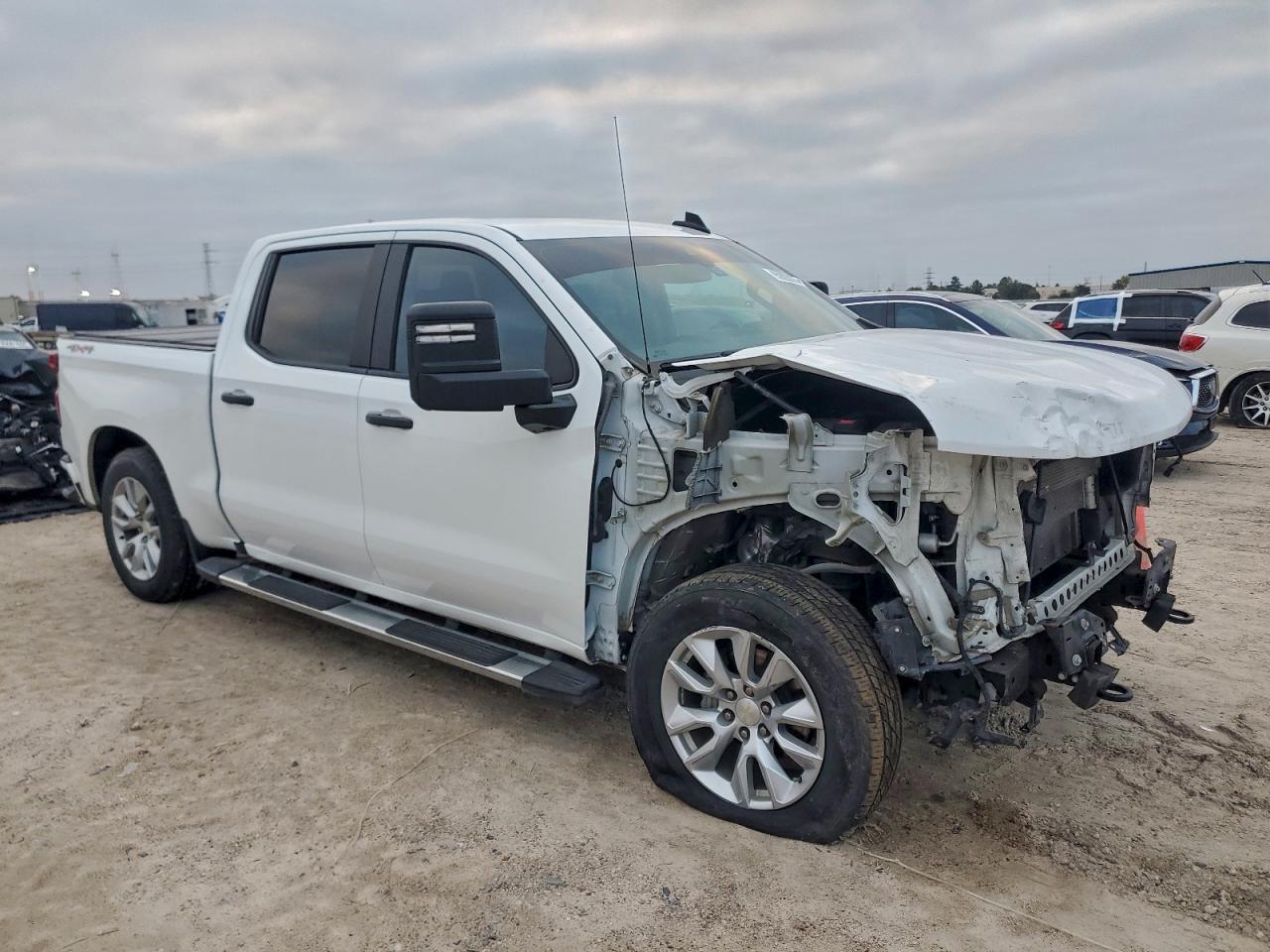 2021 CHEVROLET Silverado