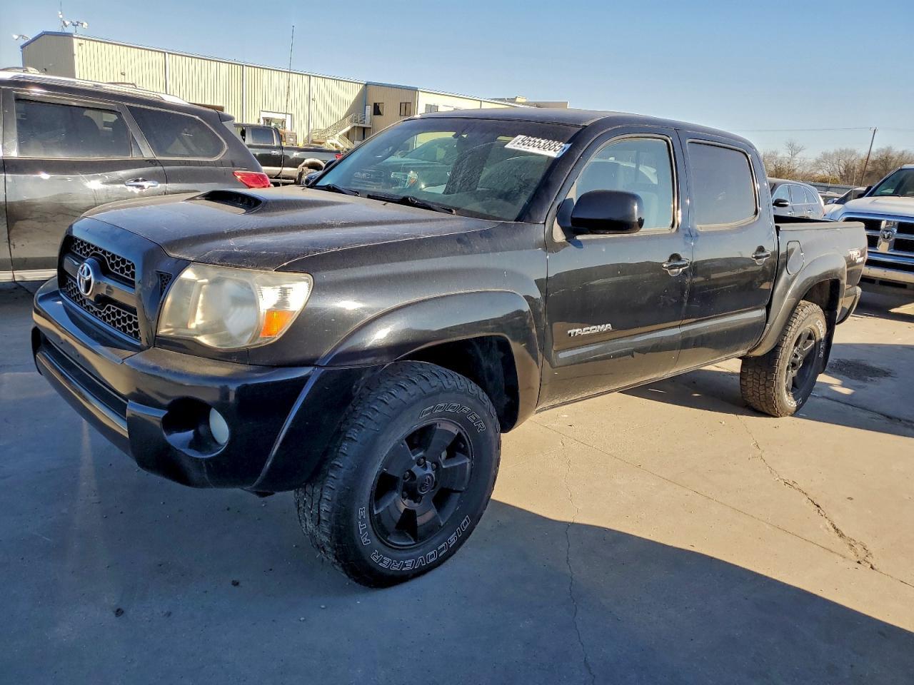 2011 TOYOTA TACOMA