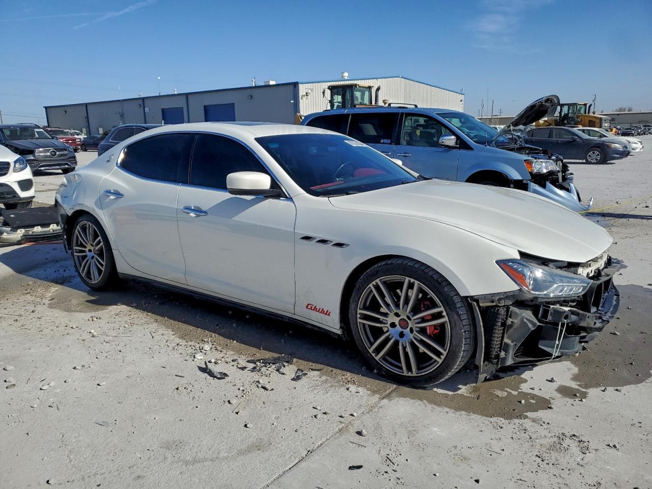 2014 MASERATI Ghibli