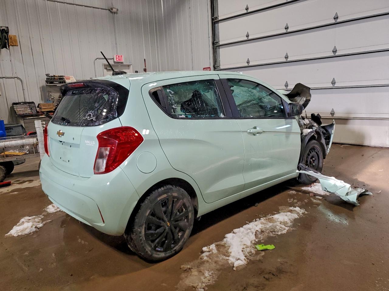 2017 CHEVROLET Spark