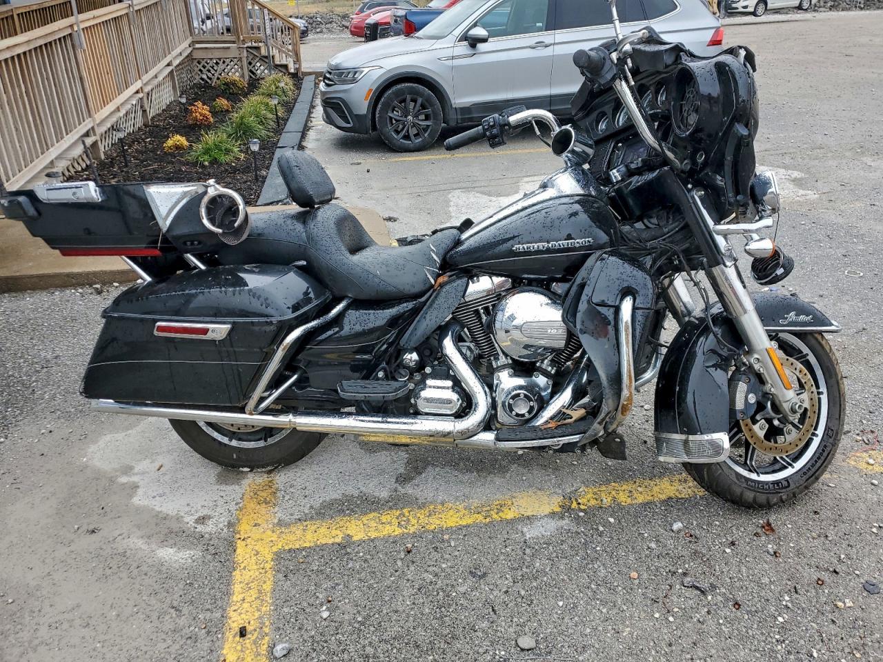 2014 HARLEY-DAVIDSON FLHTK