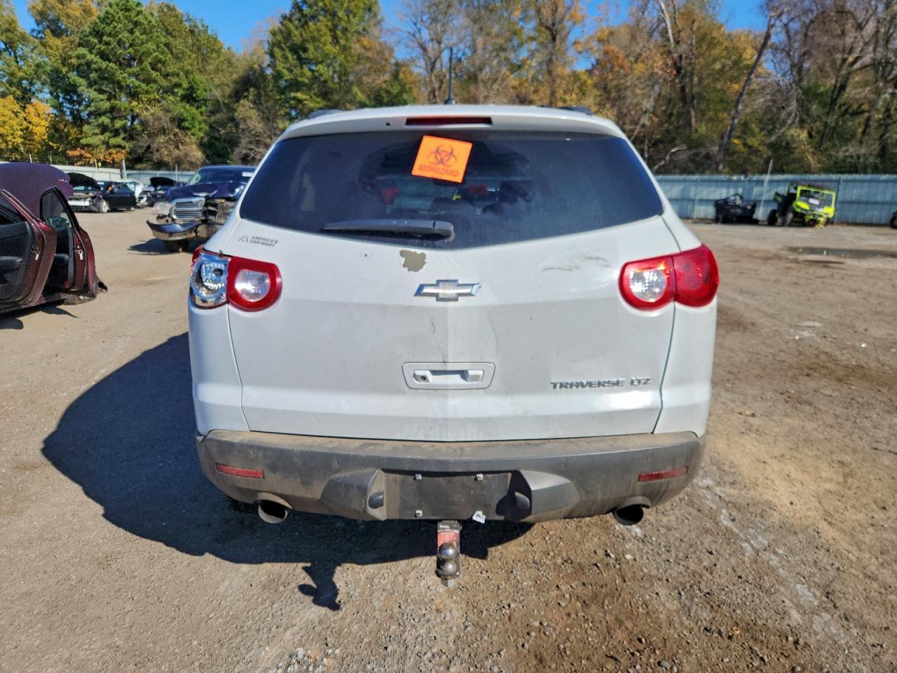 2010 CHEVROLET TRAVERSE