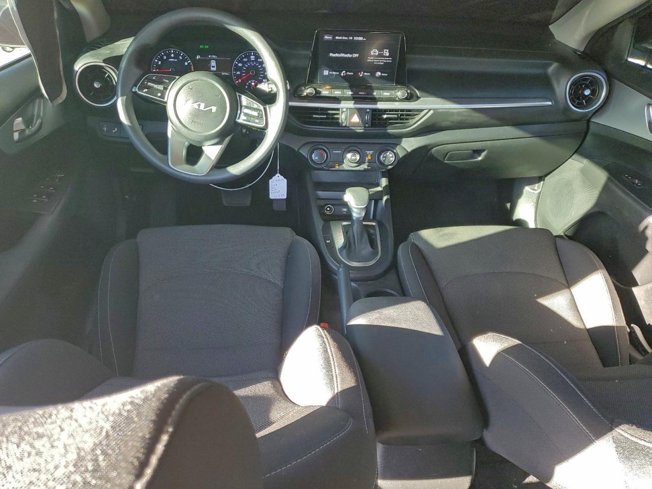 2023 KIA FORTE