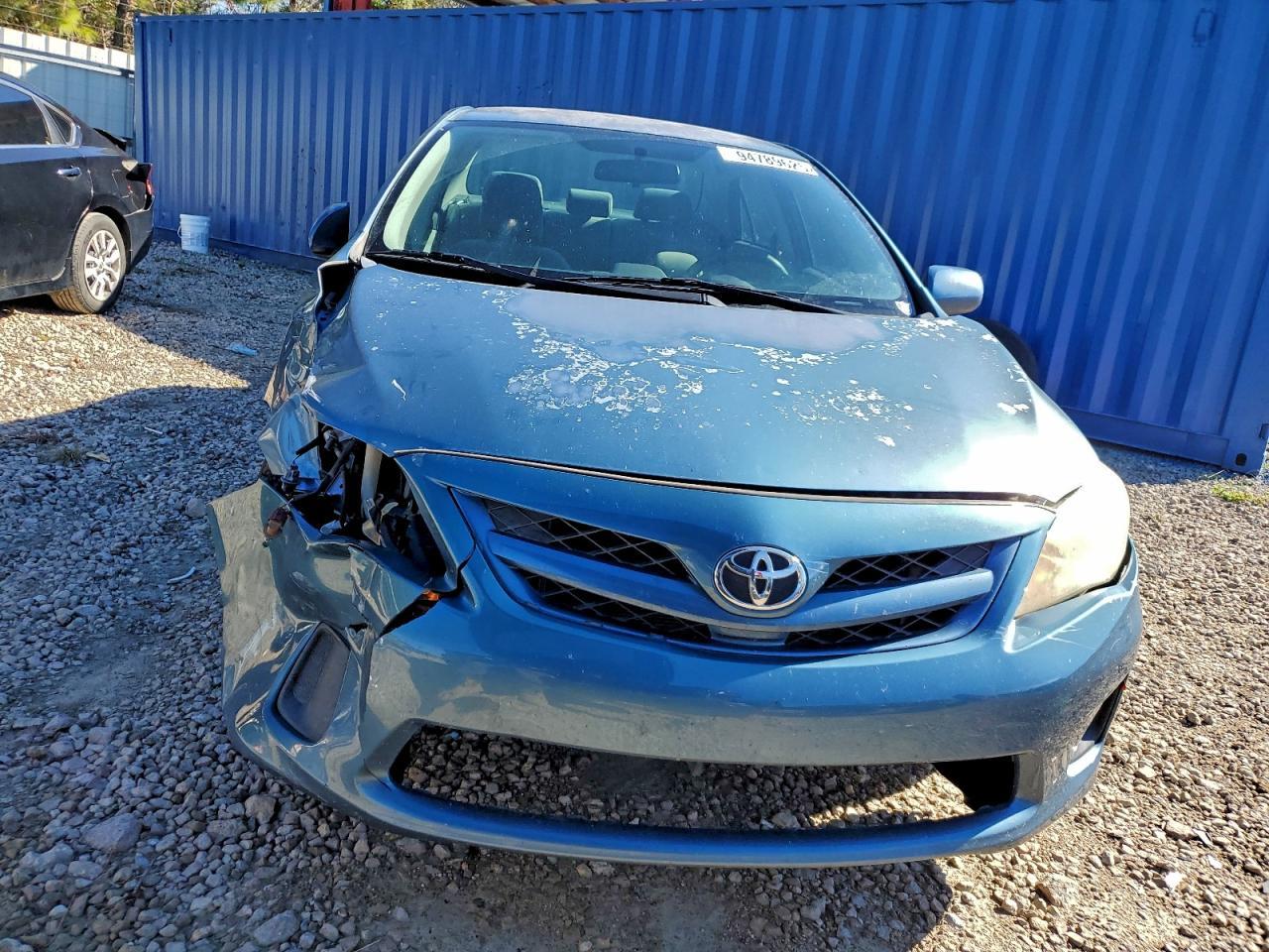 2013 TOYOTA COROLLA