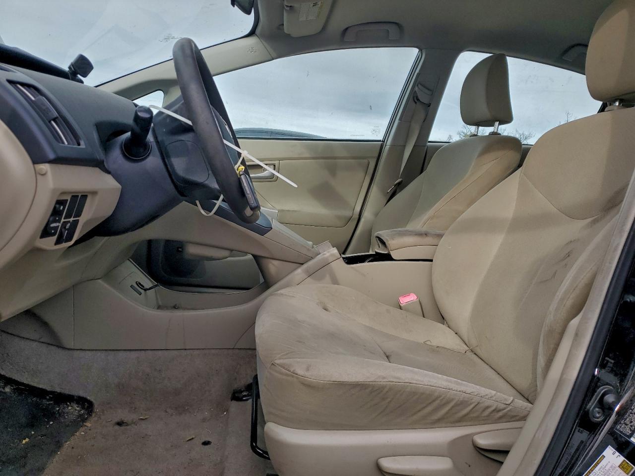 2011 TOYOTA PRIUS