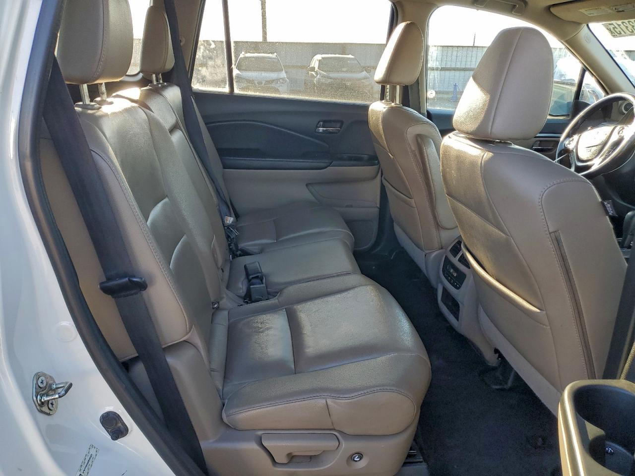 2016 HONDA PILOT
