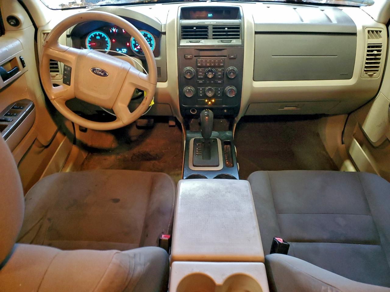 2010 FORD ESCAPE