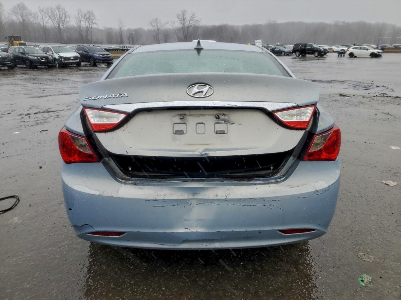 2011 HYUNDAI SONATA