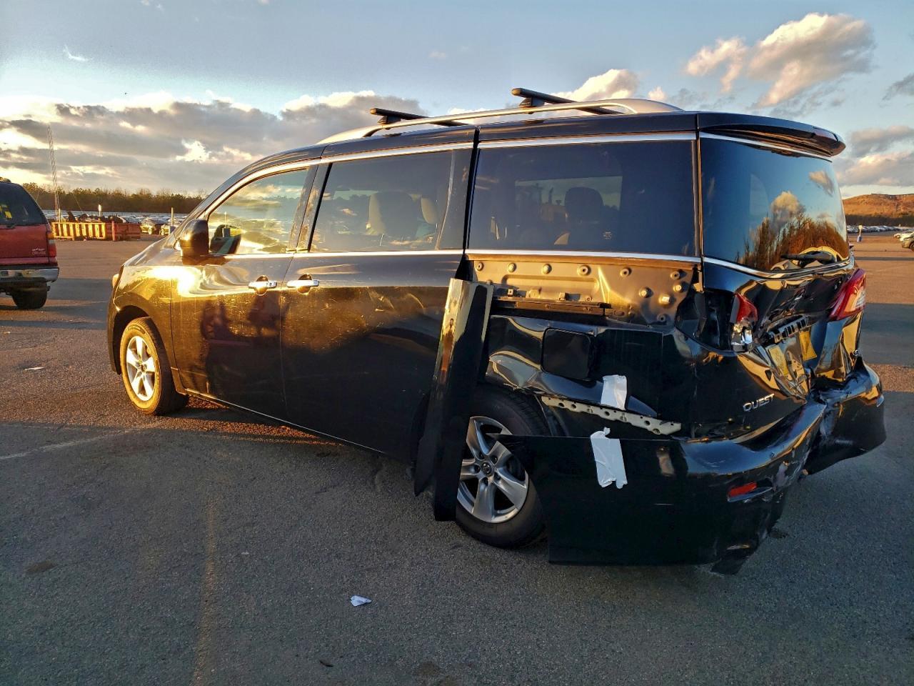 2012 NISSAN Quest