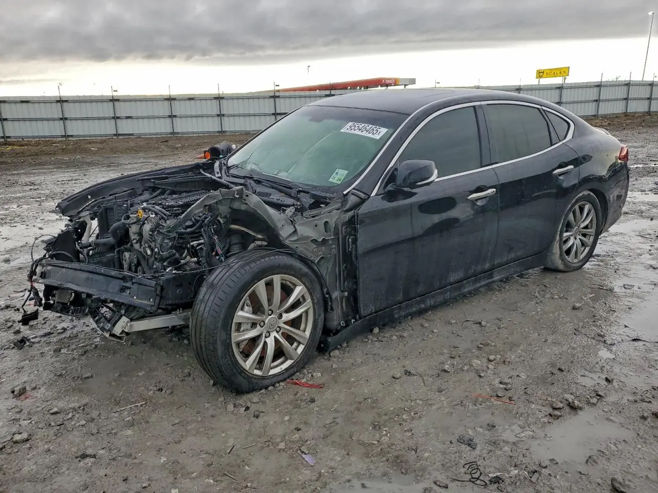 2016 INFINITI Q70