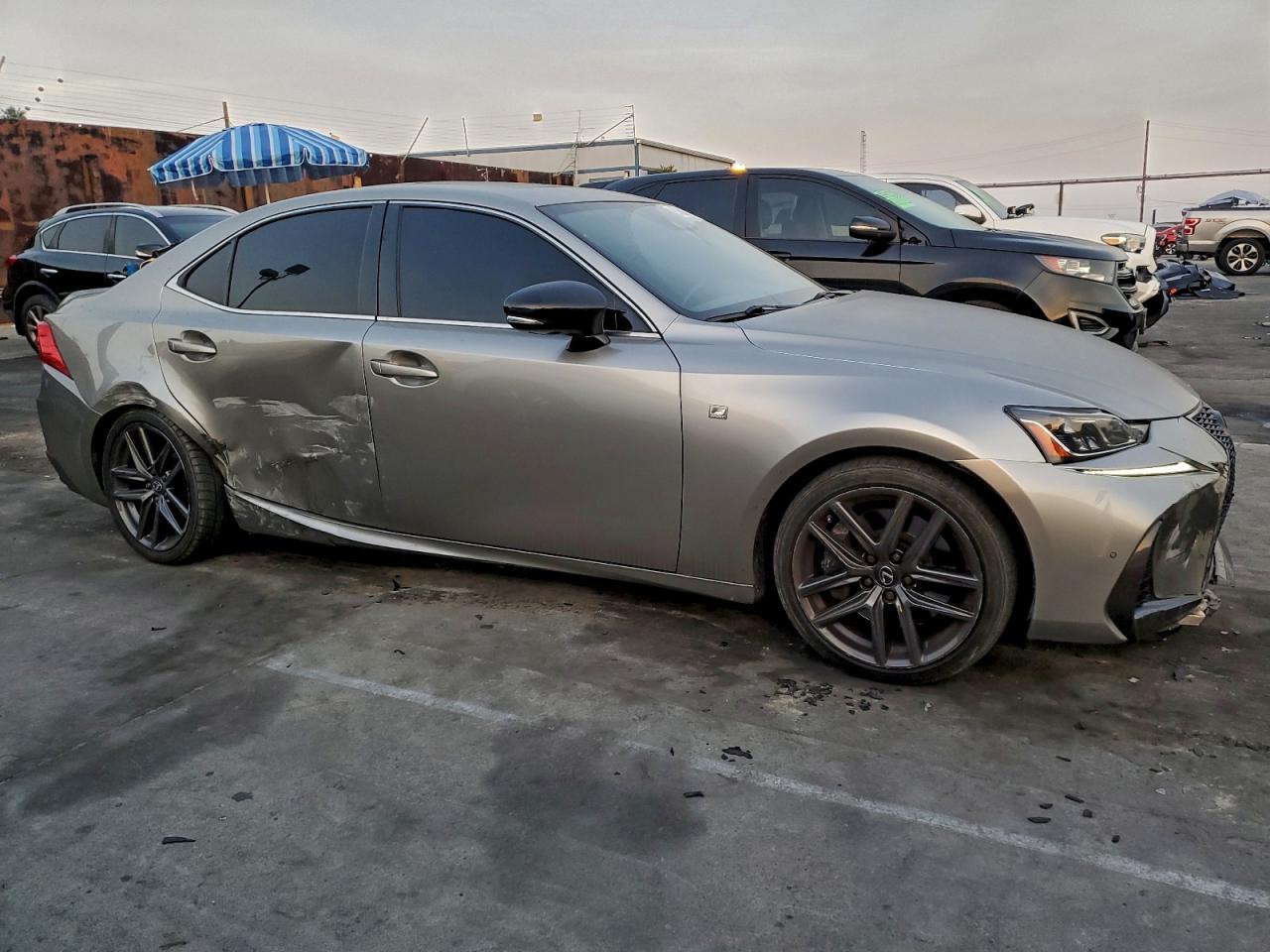 2019 LEXUS IS 300