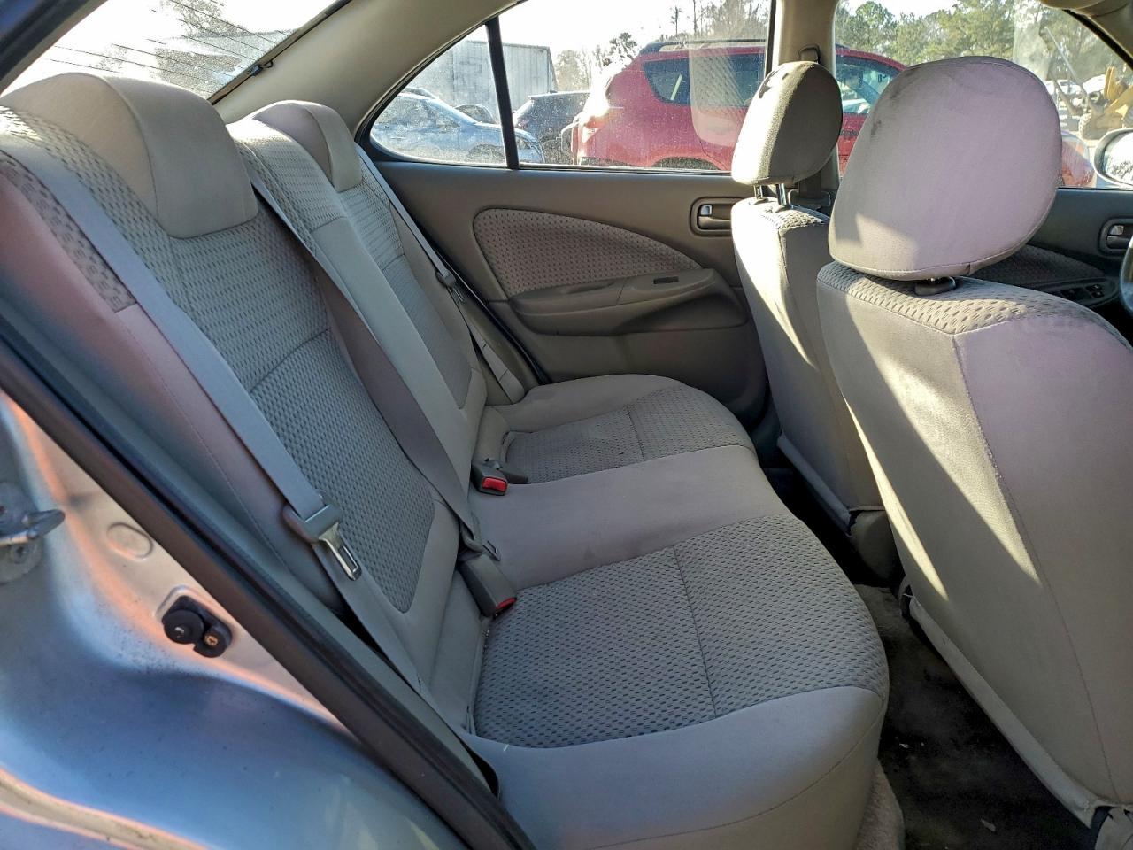 2004 NISSAN SENTRA