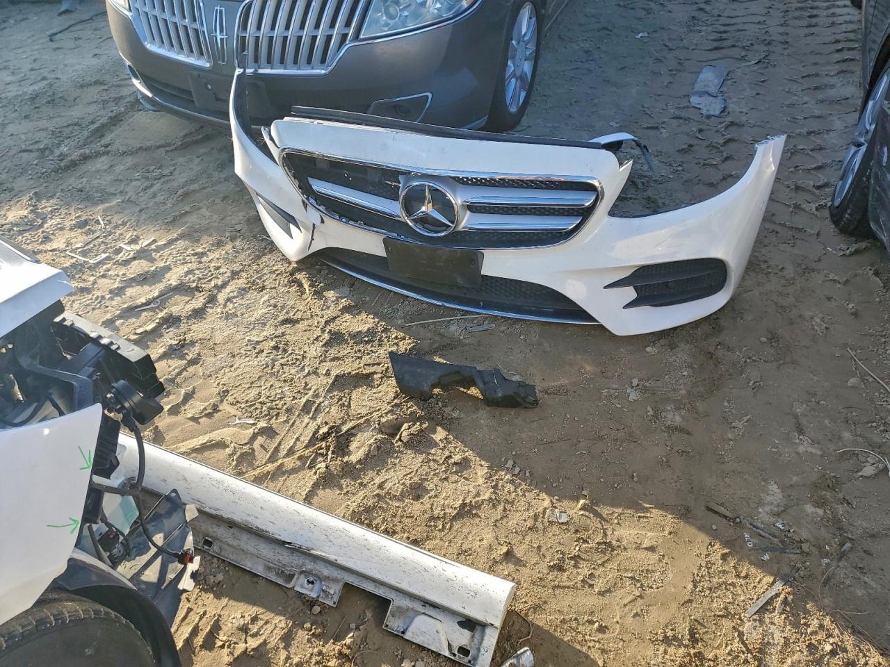 2017 MERCEDES-BENZ E-Class