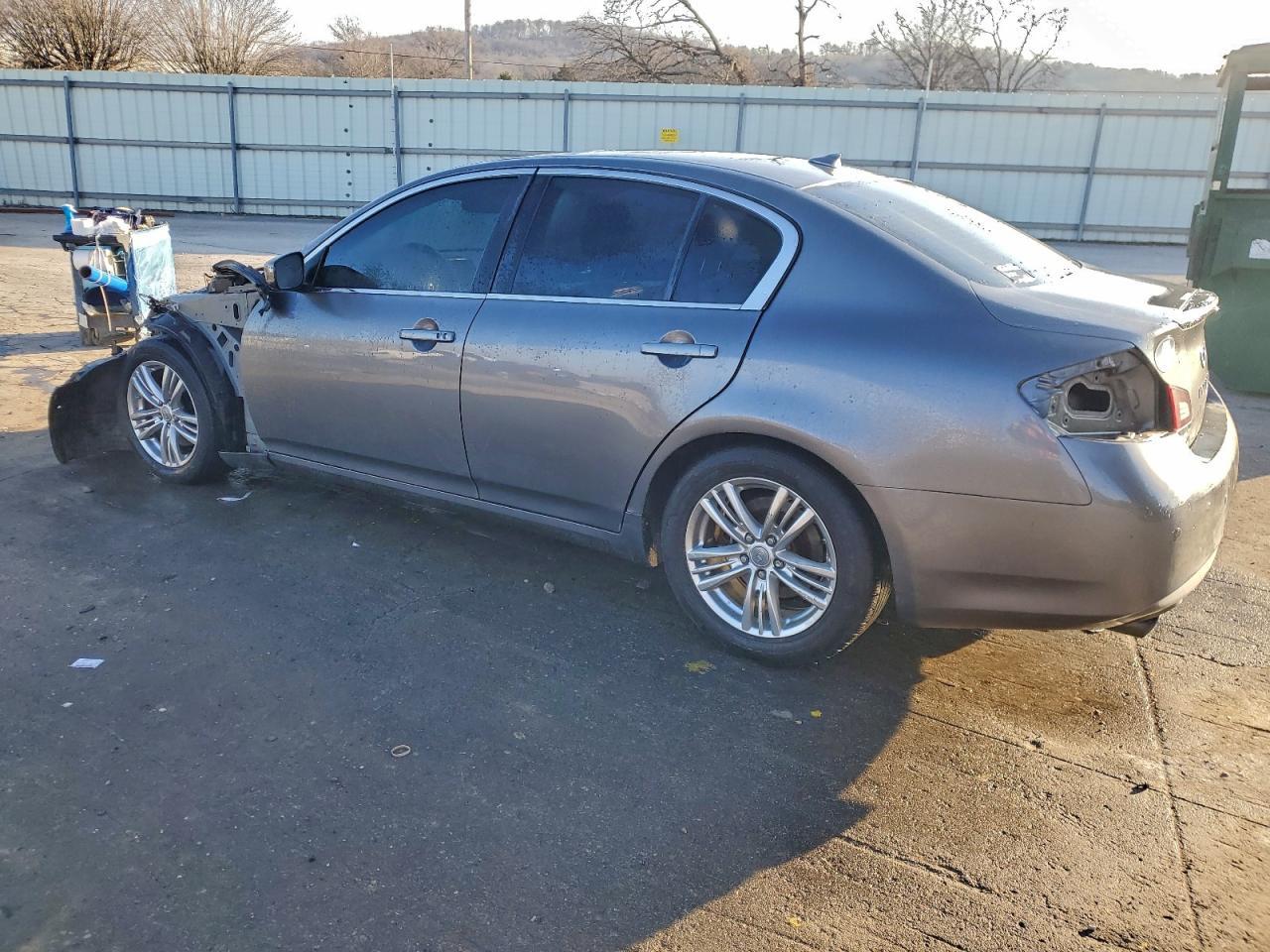 2012 INFINITI G37