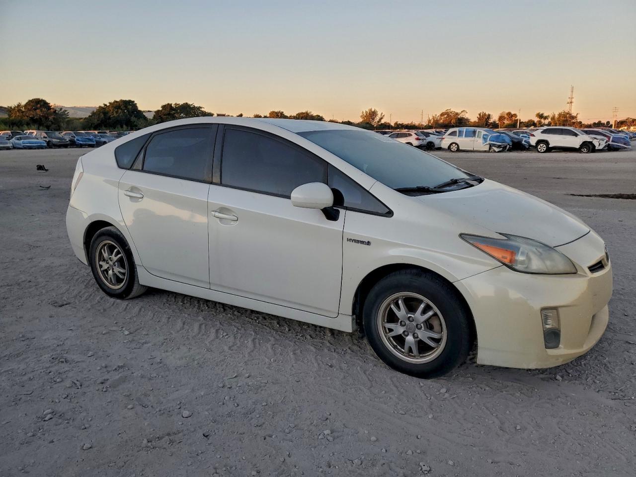2011 TOYOTA PRIUS
