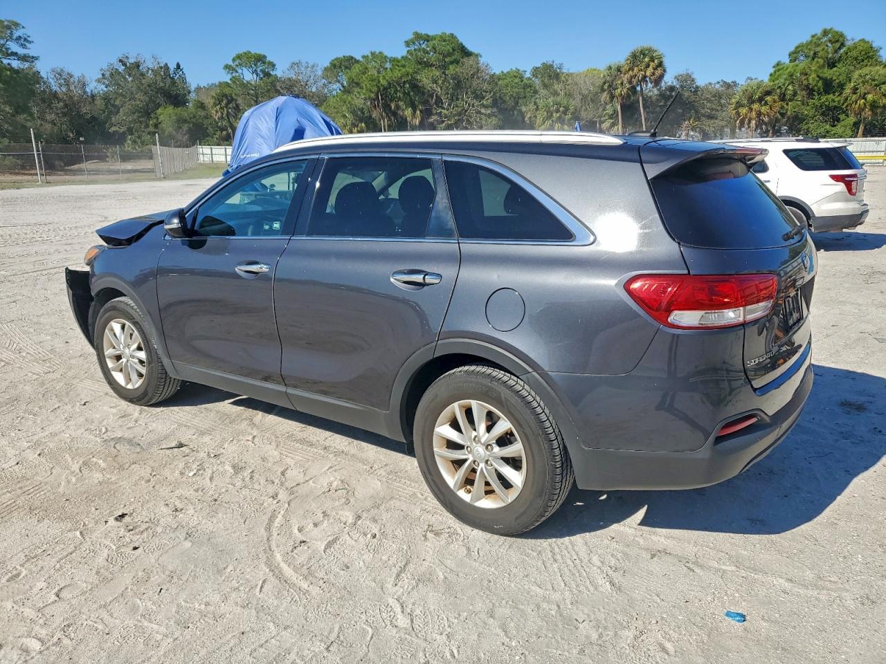 2017 KIA SORENTO