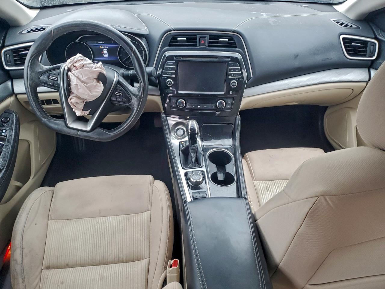2016 NISSAN Maxima