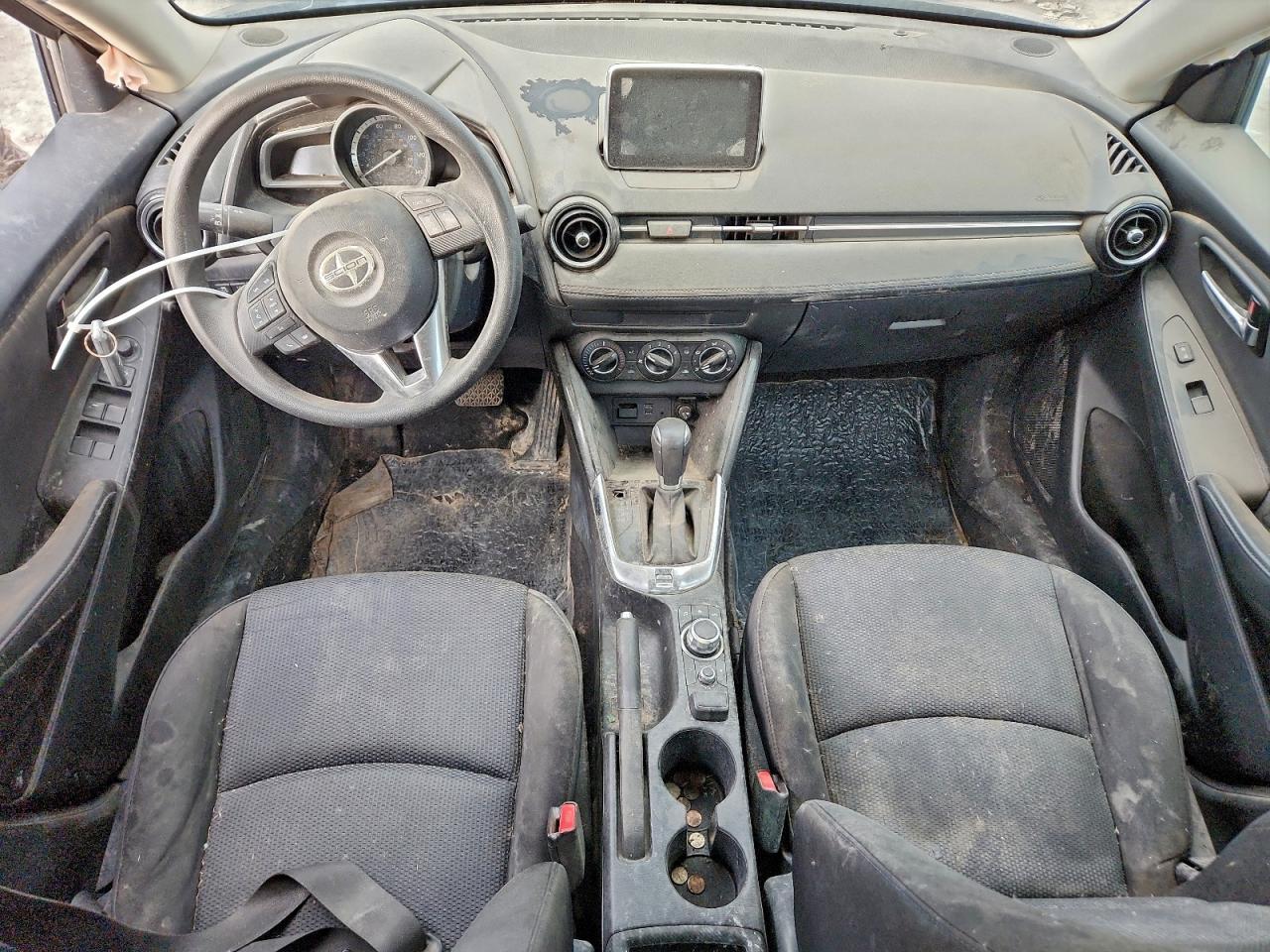 2016 TOYOTA SCION