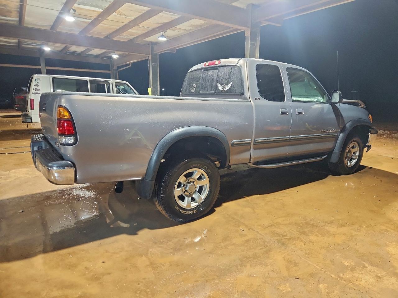 2002 TOYOTA TUNDRA