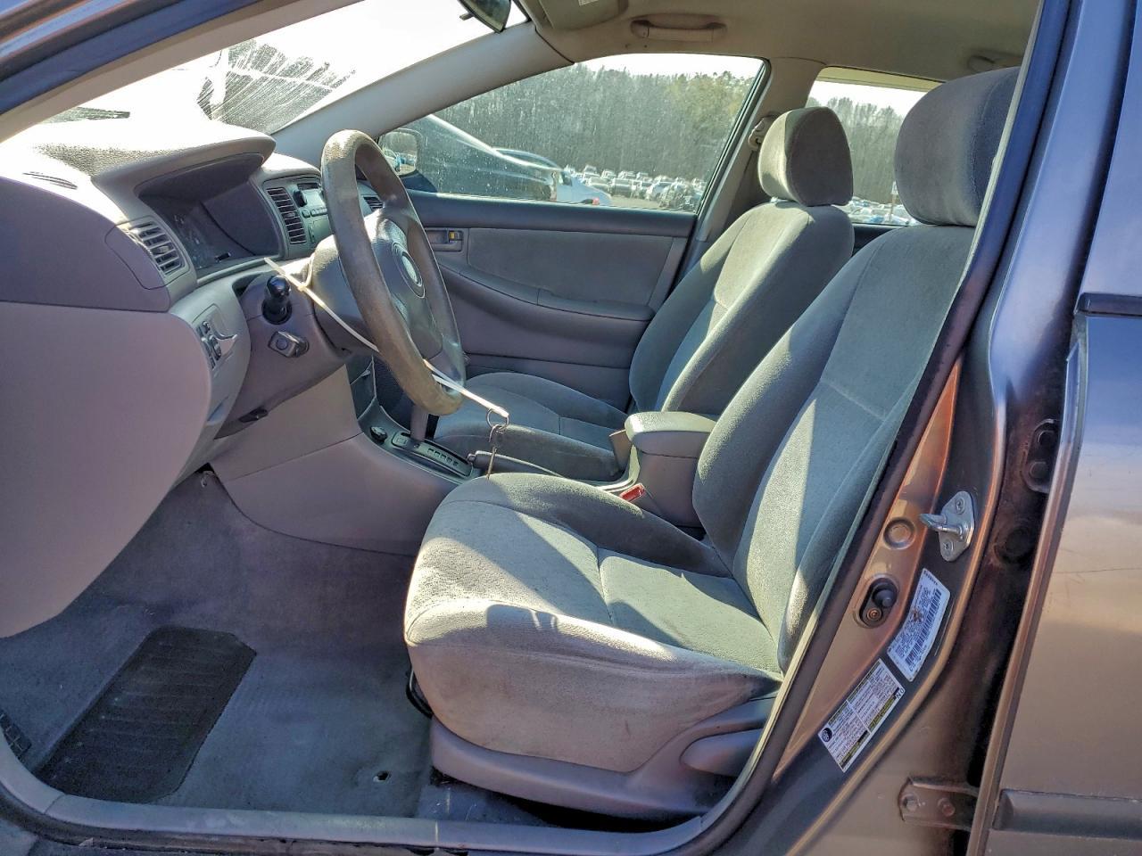 2004 TOYOTA COROLLA
