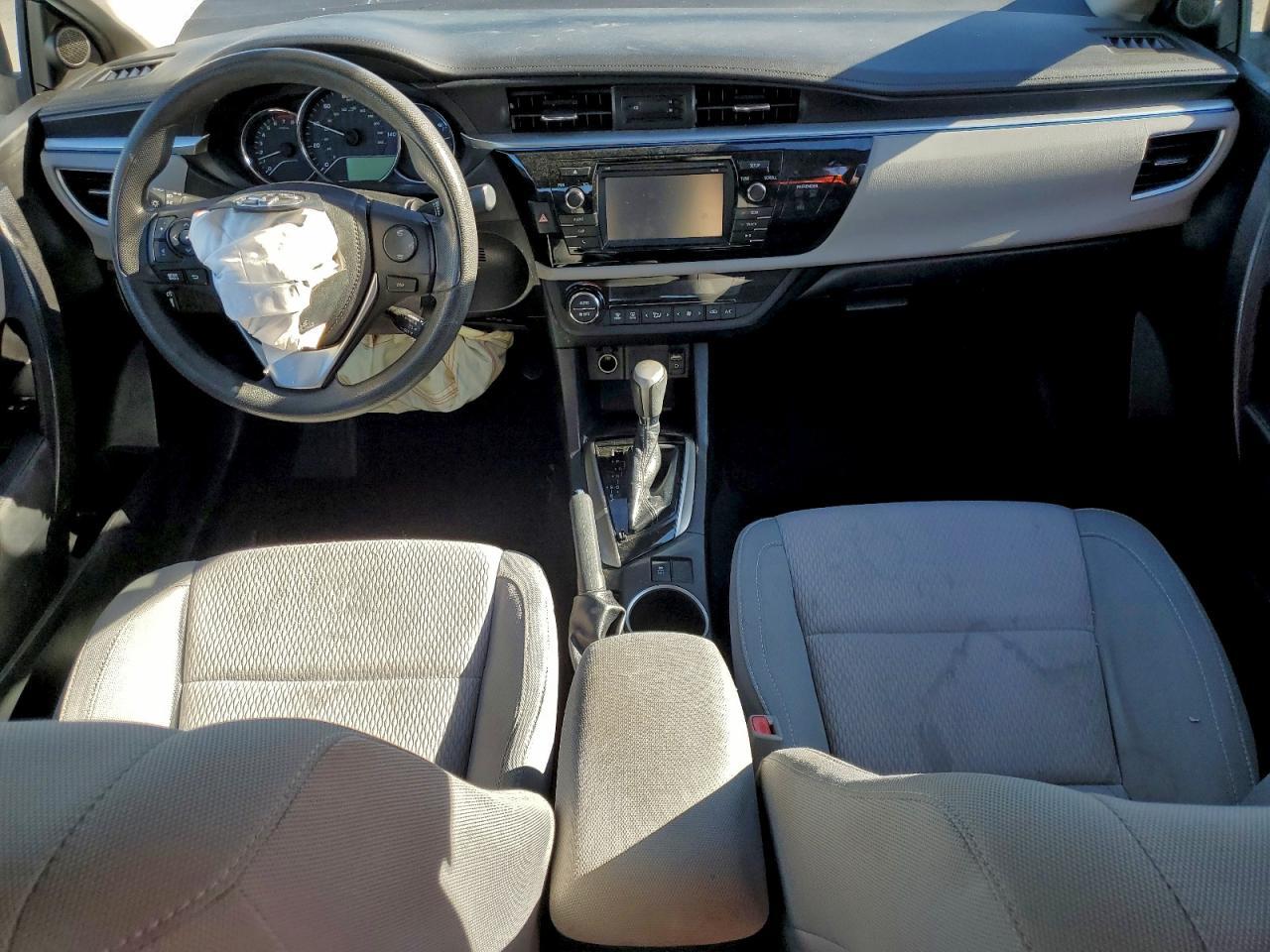 2015 TOYOTA COROLLA